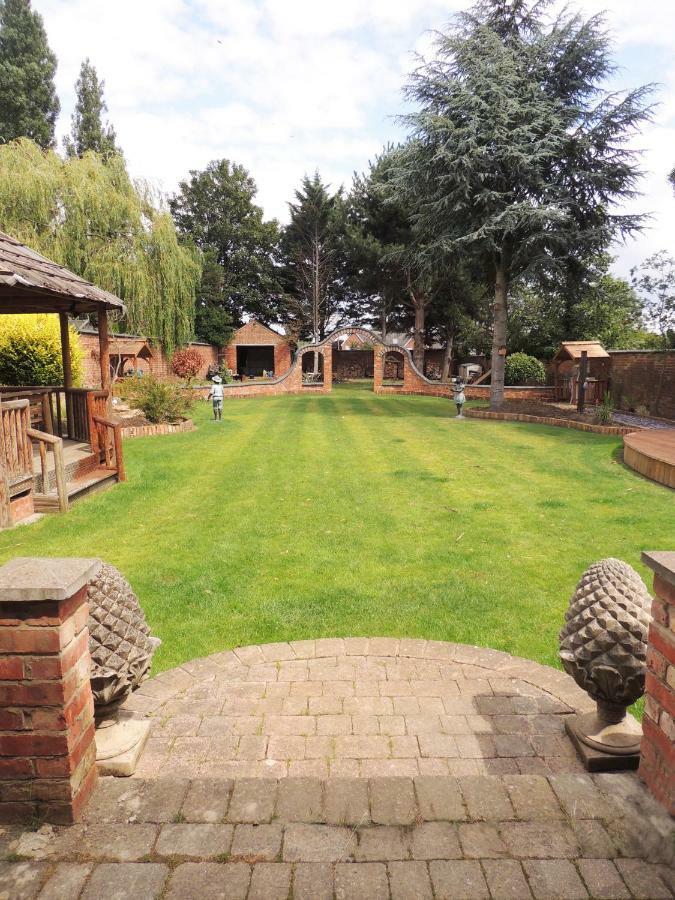Hotel Harlestone Retreat (Adults Only) Northampton Exterior foto
